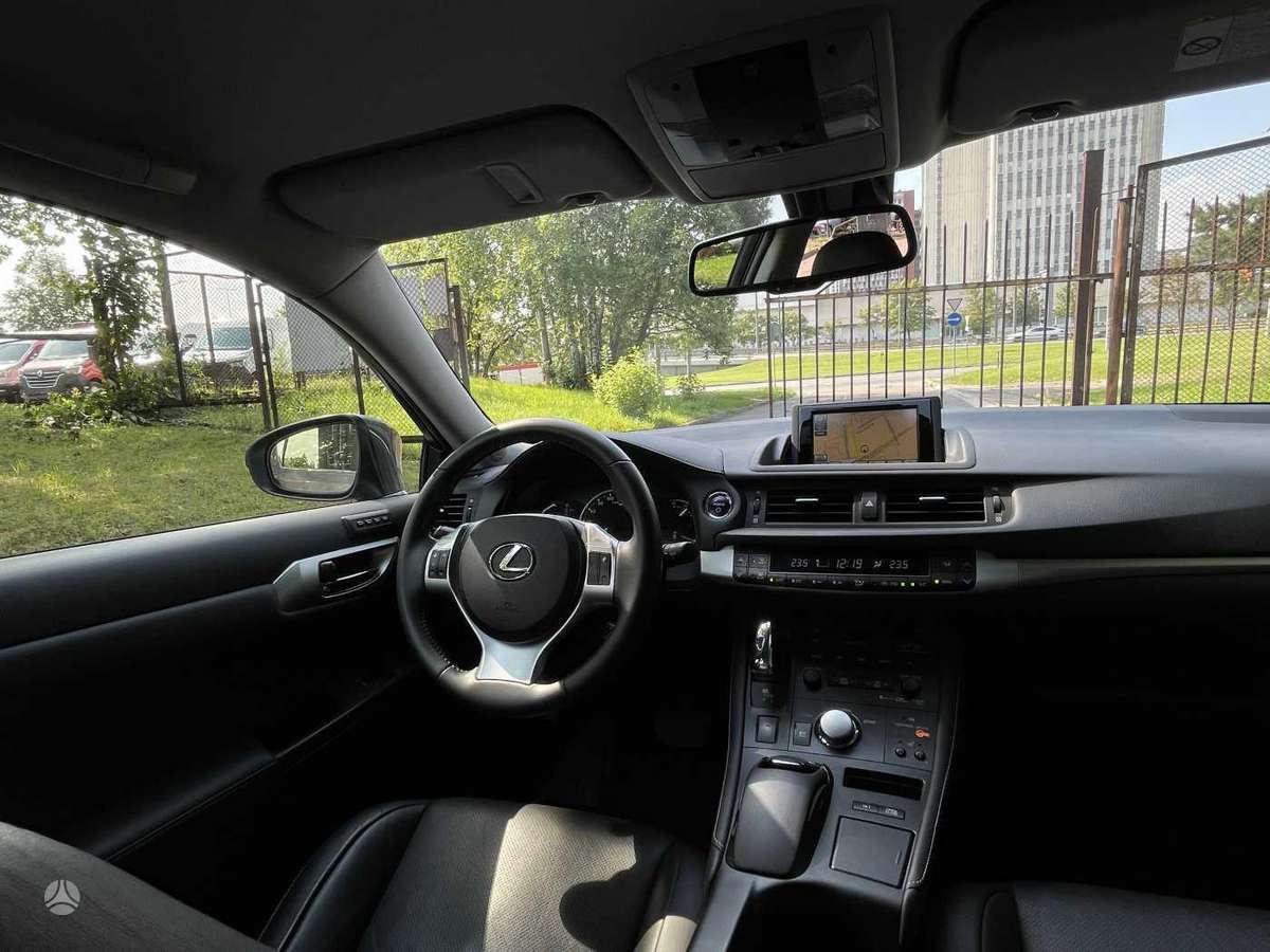 Lexus CT 200h - 6