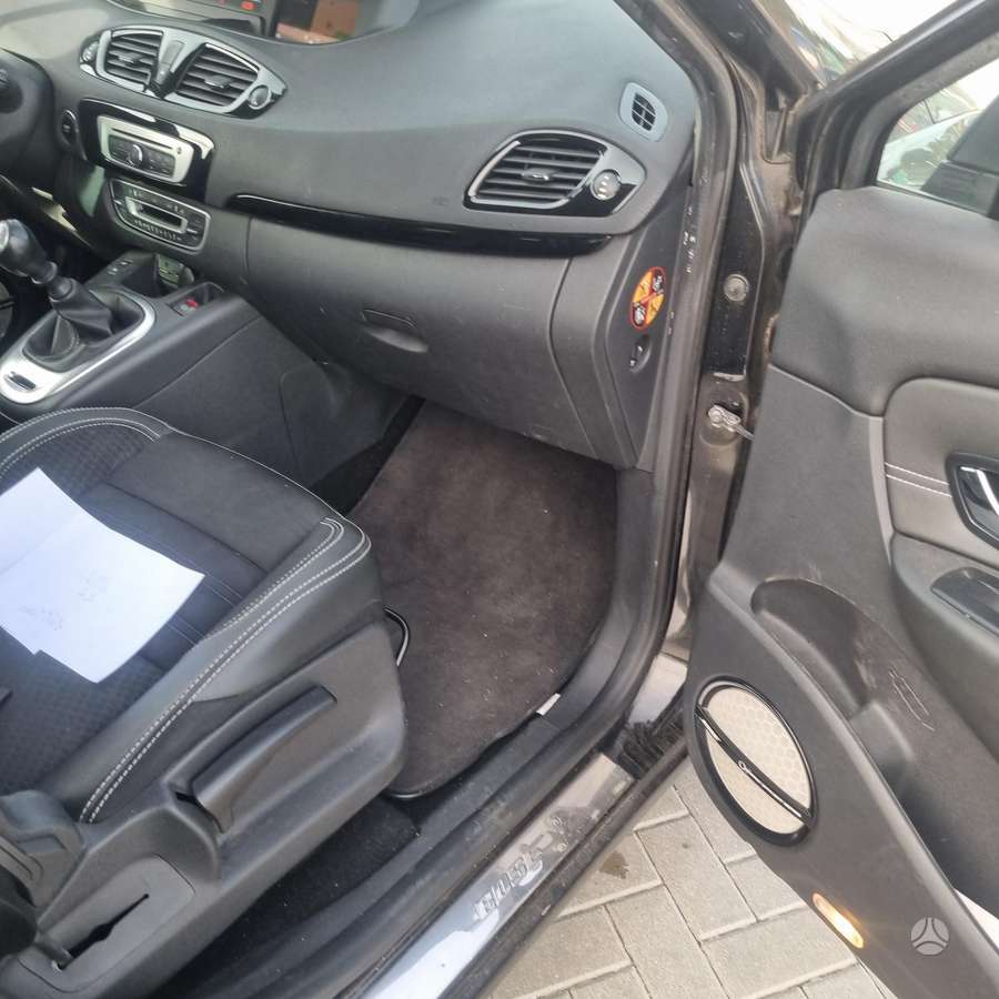 Renault Scenic - 7
