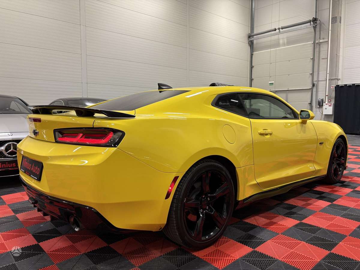 Chevrolet Camaro - 4