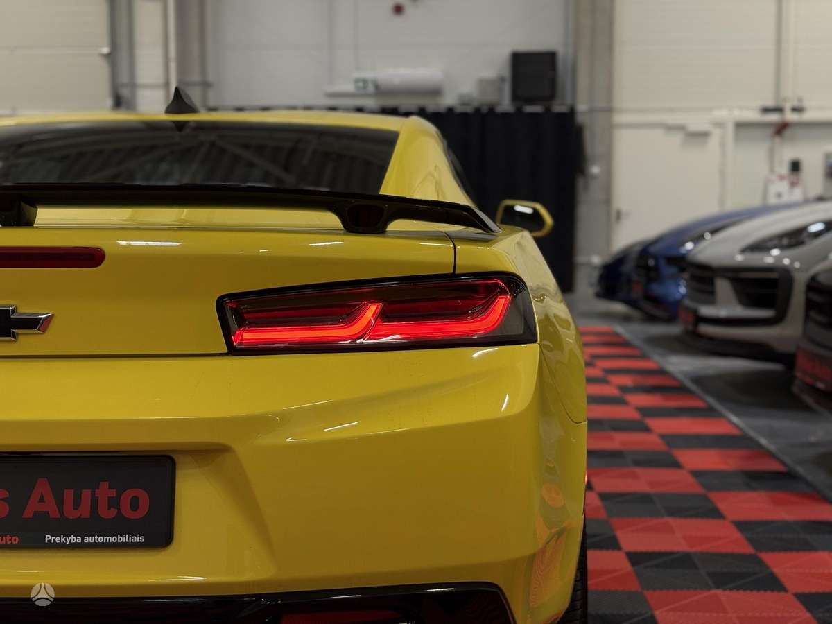 Chevrolet Camaro - 8