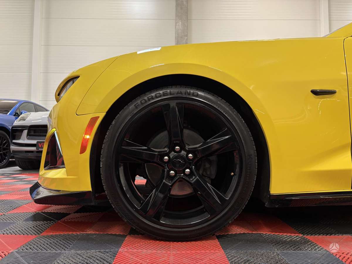 Chevrolet Camaro - 9