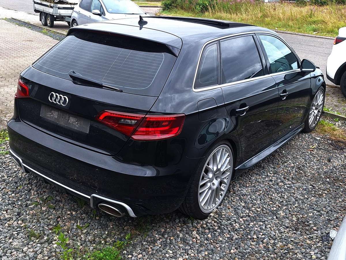 Audi A3 - 1