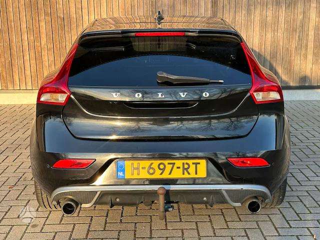 Volvo V40, 2.0 l., Хэтчбек