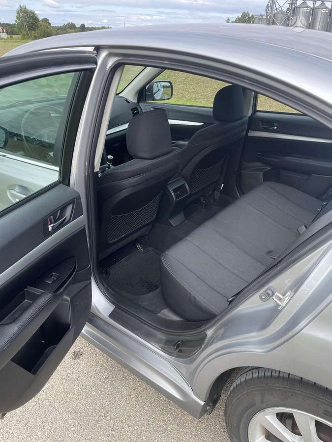 Subaru Legacy, 2.0 l., Седан