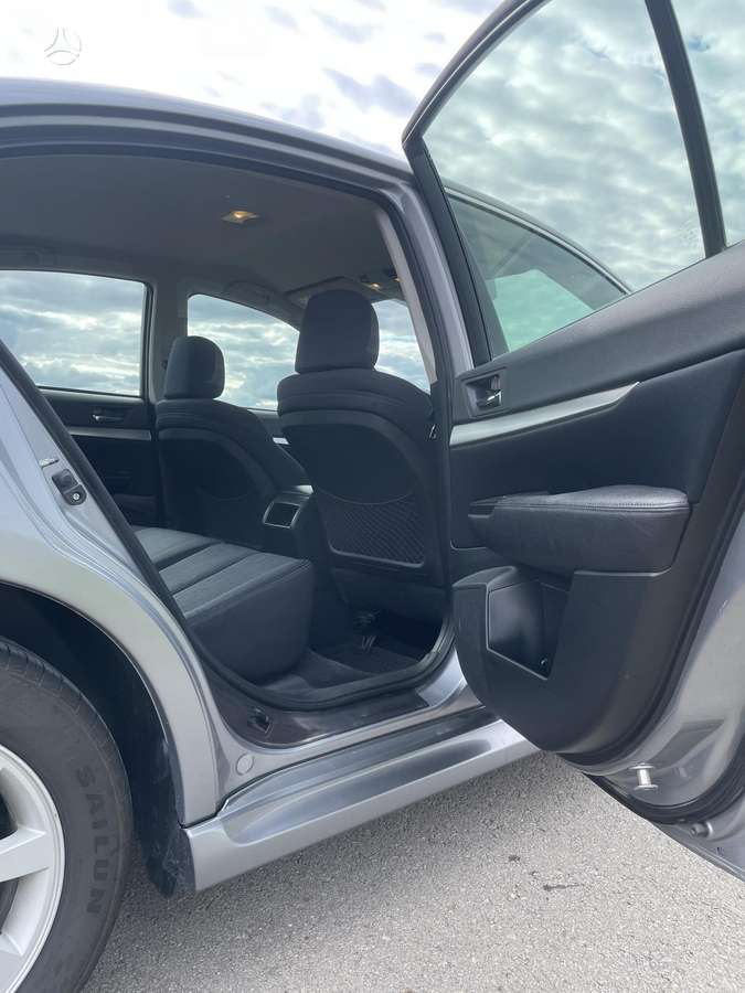 Subaru Legacy, 2.0 l., Седан