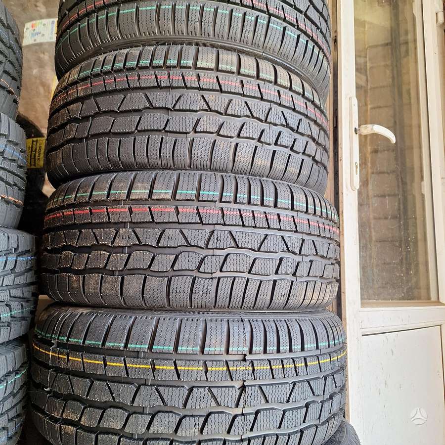 -Kita-, всесезонные 225/40 R18