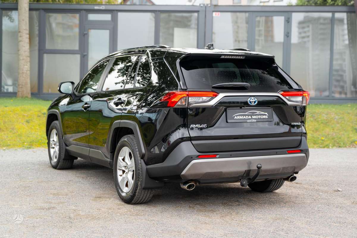 Toyota RAV4 - 10