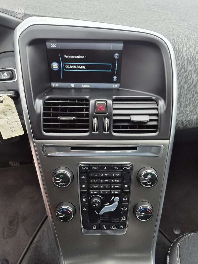 Volvo XC60 - 11