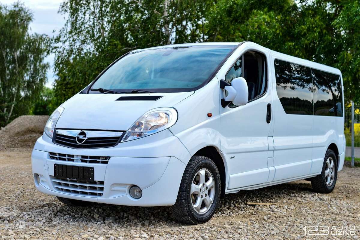 Opel Vivaro - 1