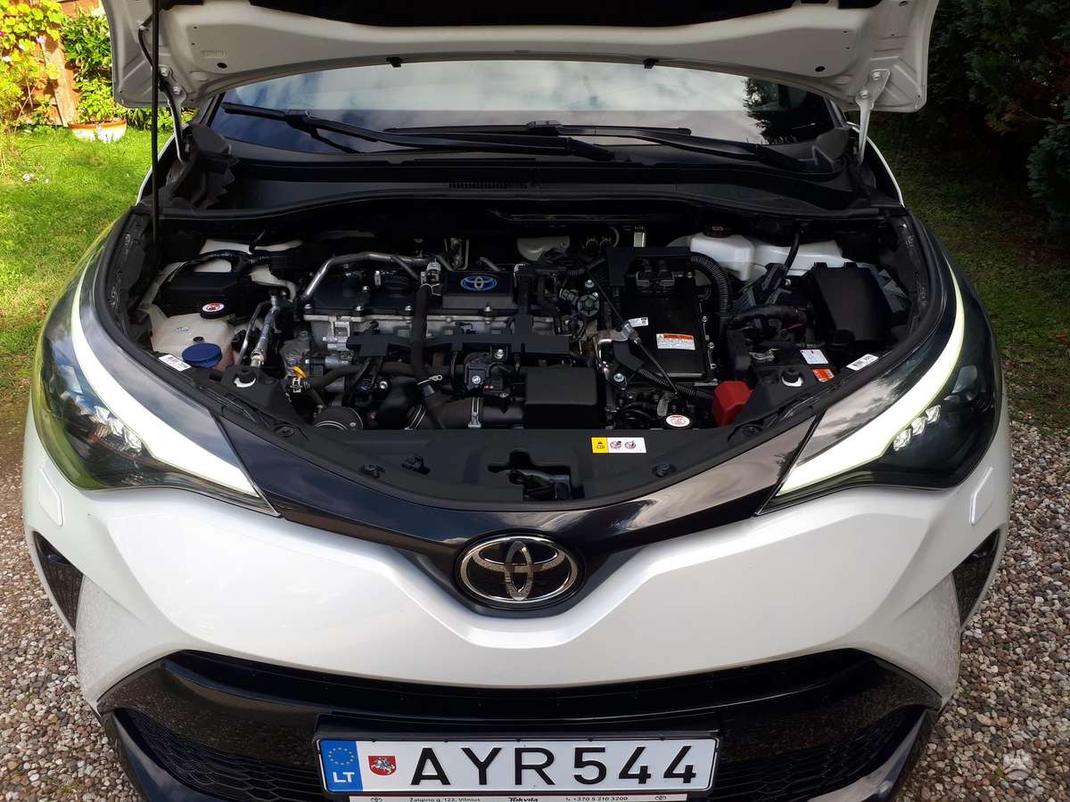 Toyota C-HR - 11