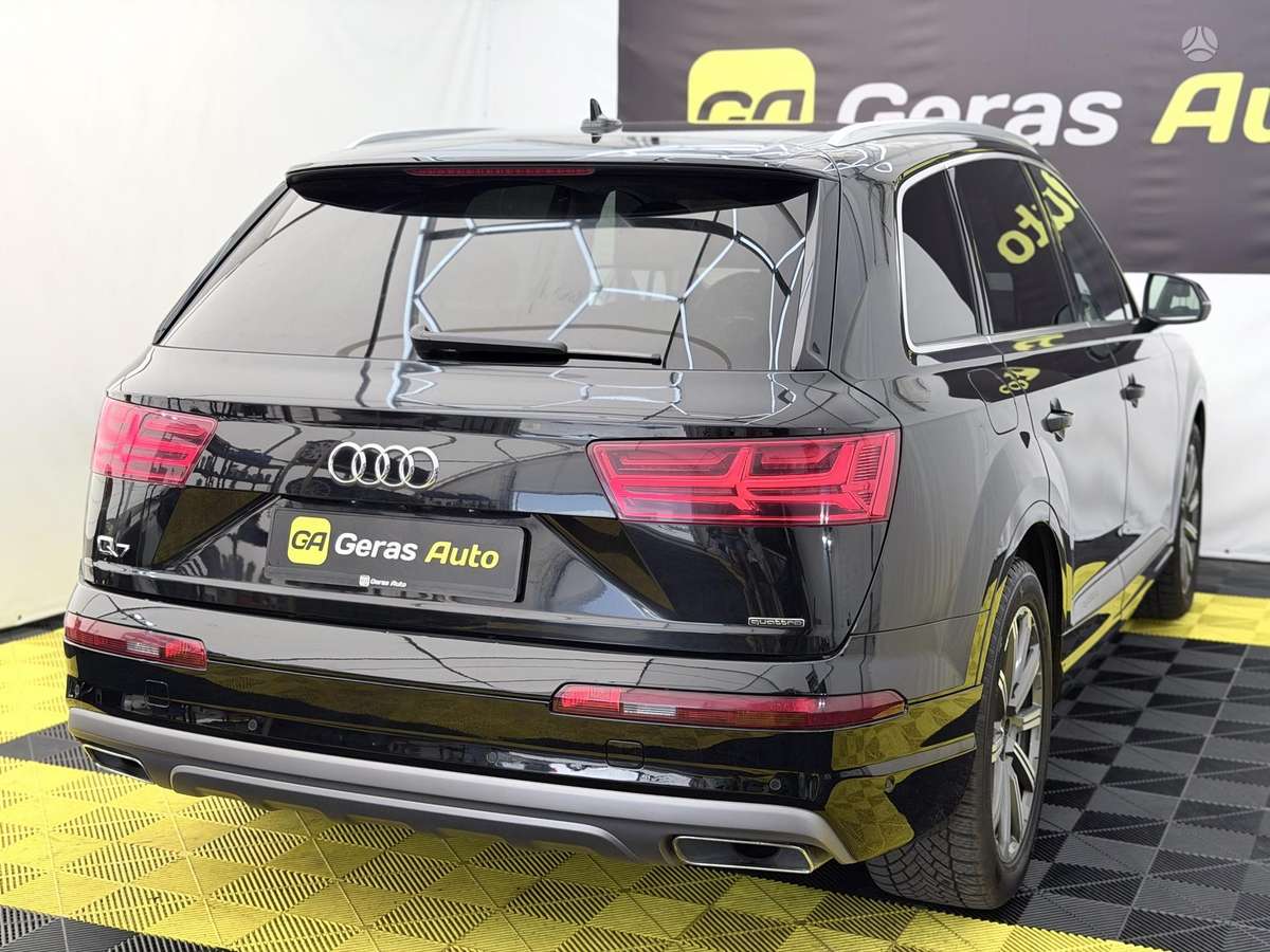 Audi Q7 - 4