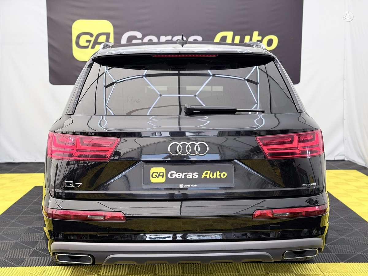 Audi Q7 - 5
