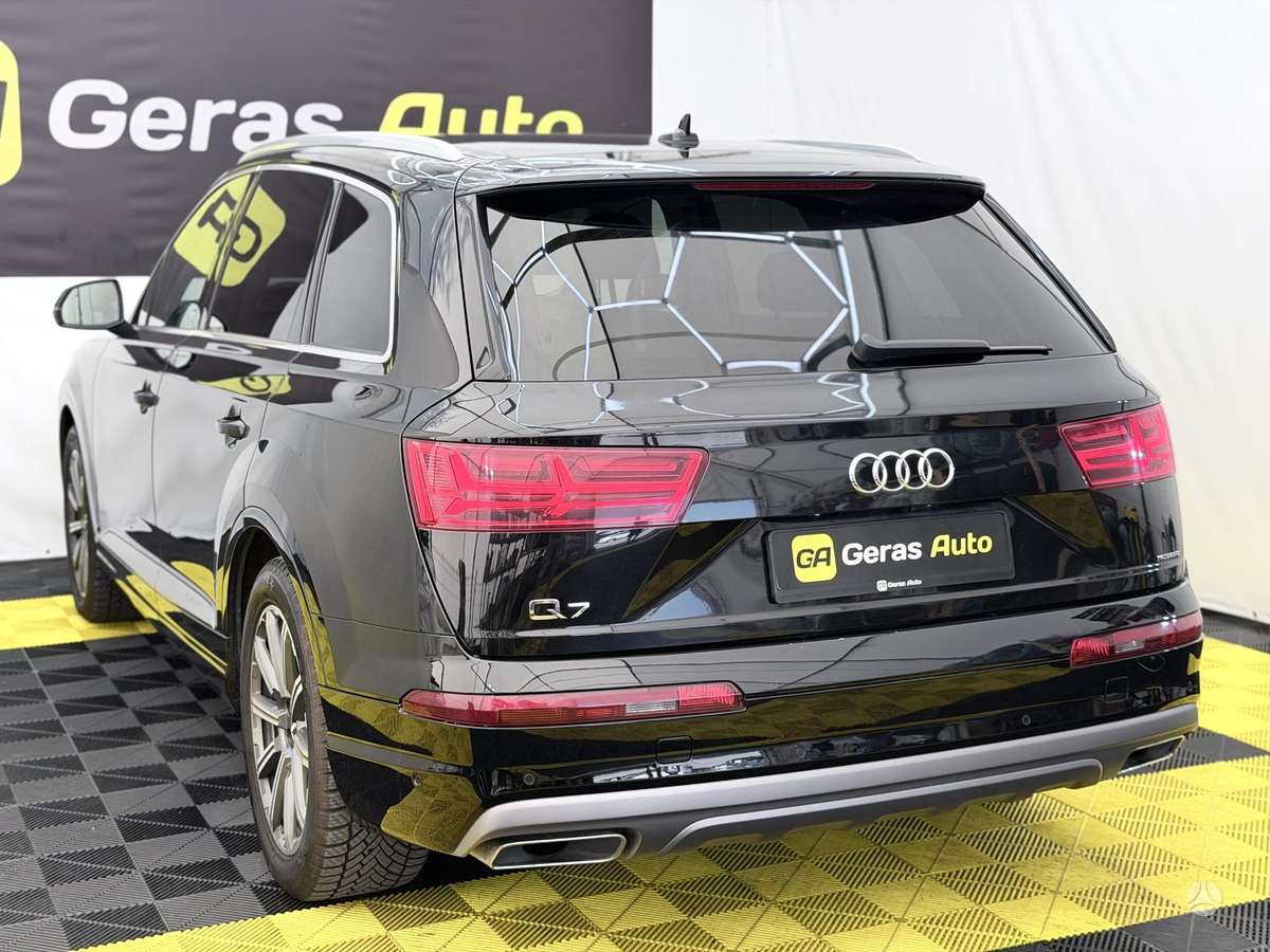 Audi Q7 - 6