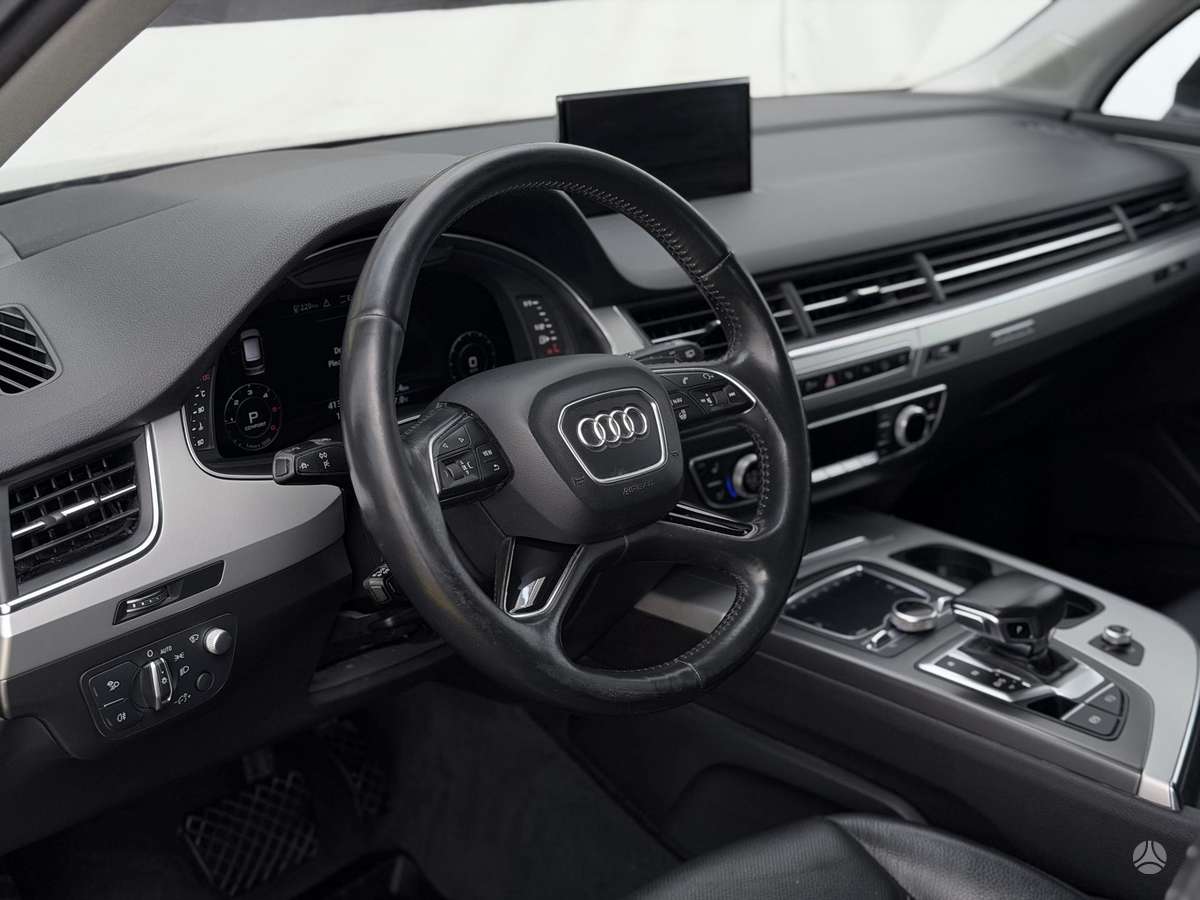 Audi Q7 - 9