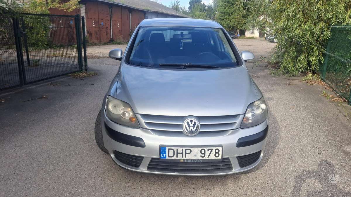 Volkswagen Golf - 2