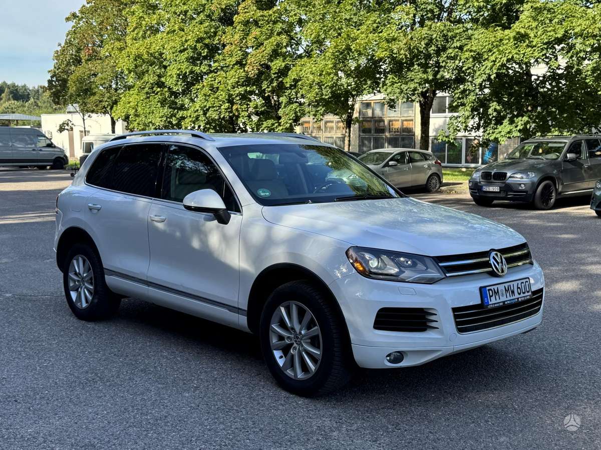 Volkswagen Touareg - 2