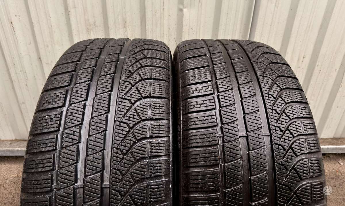 Pirelli Pzero, winter 245/45 R19