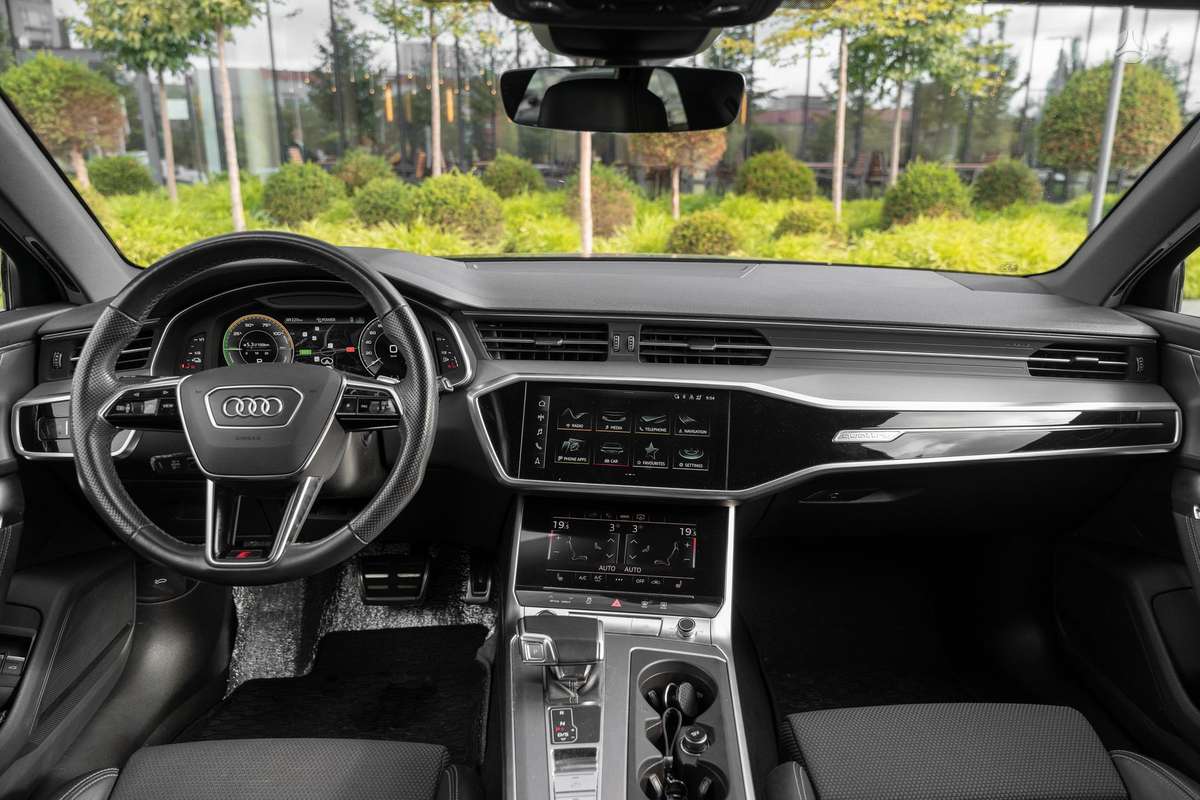 Audi A6, 2.0 l., Универсал