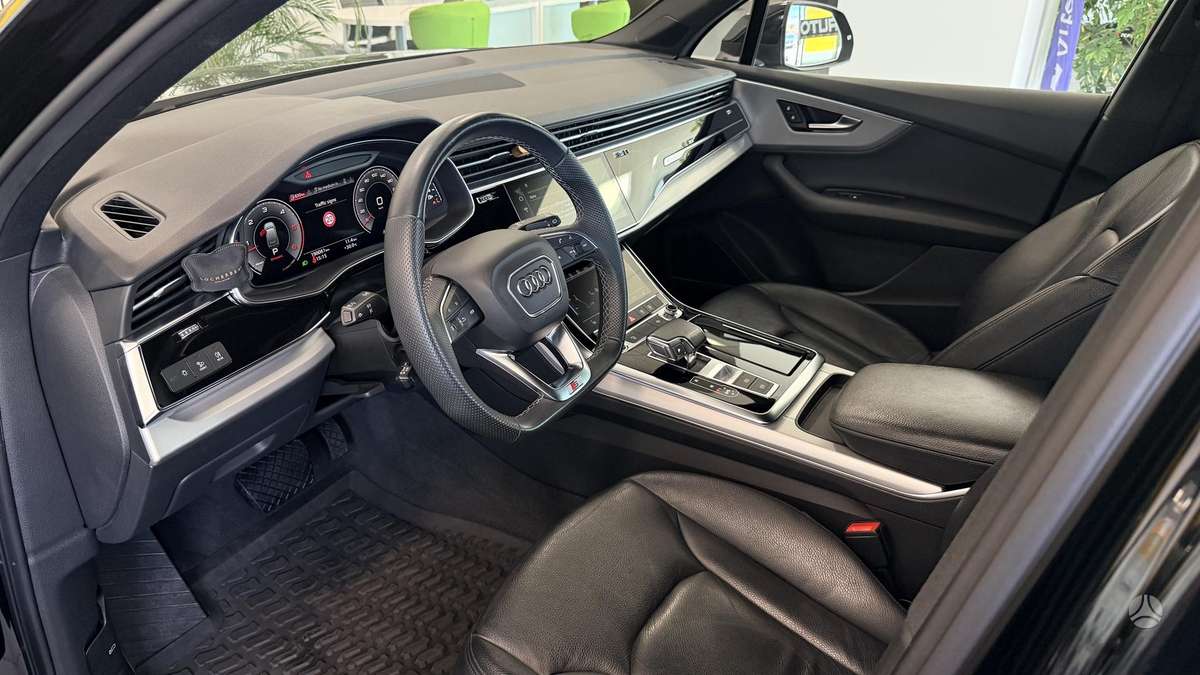 Audi Q7 - 7