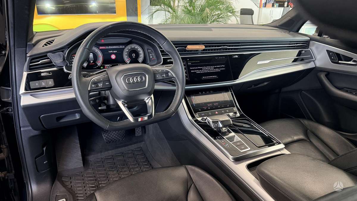 Audi Q7 - 8
