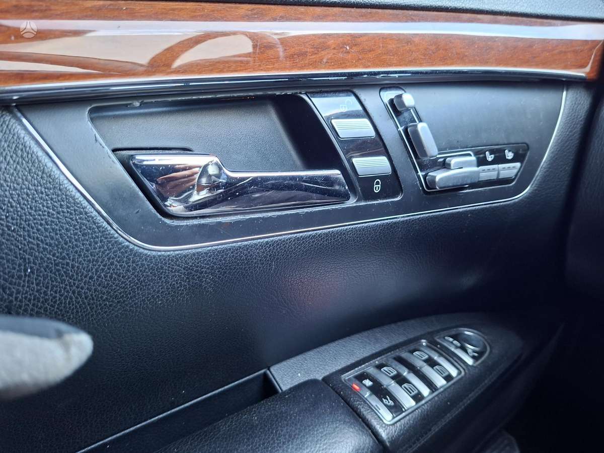 Mercedes-Benz S350 - 11