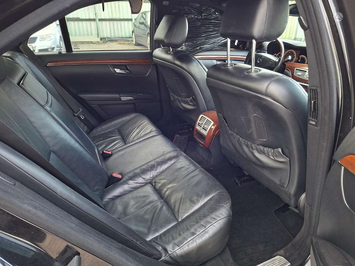 Mercedes-Benz S350 - 12