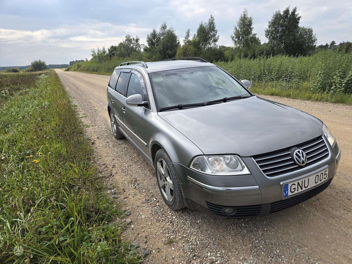 Volkswagen Passat - 4