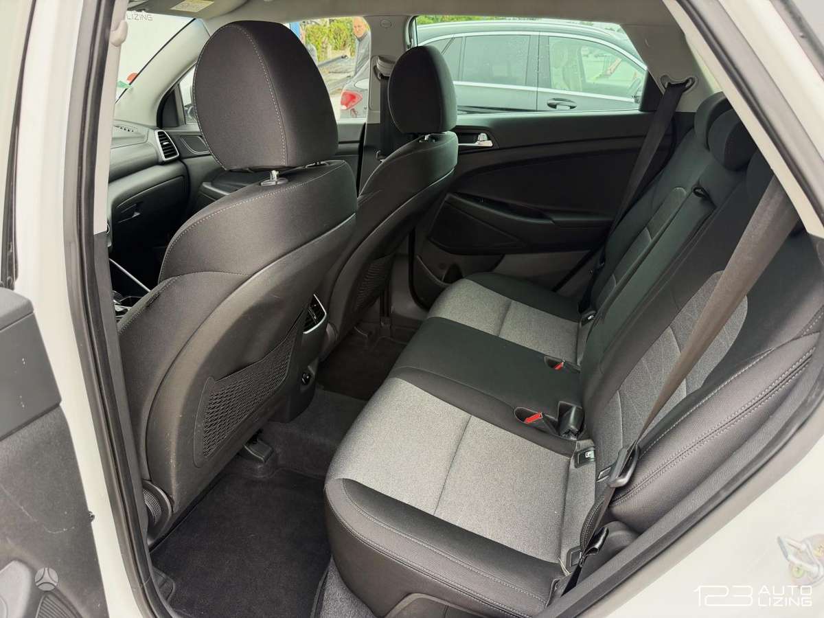 Hyundai Tucson - 12