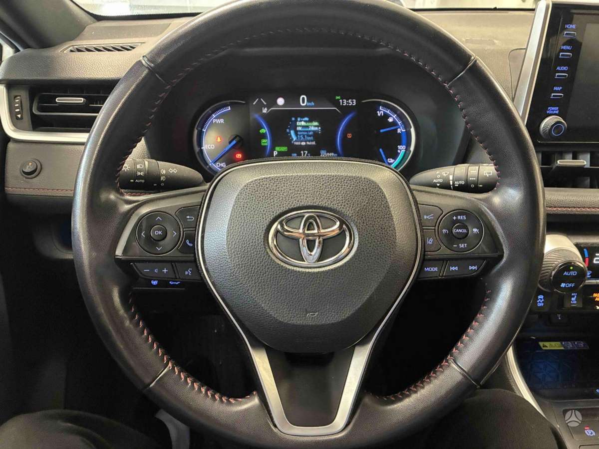 Toyota RAV4 - 9