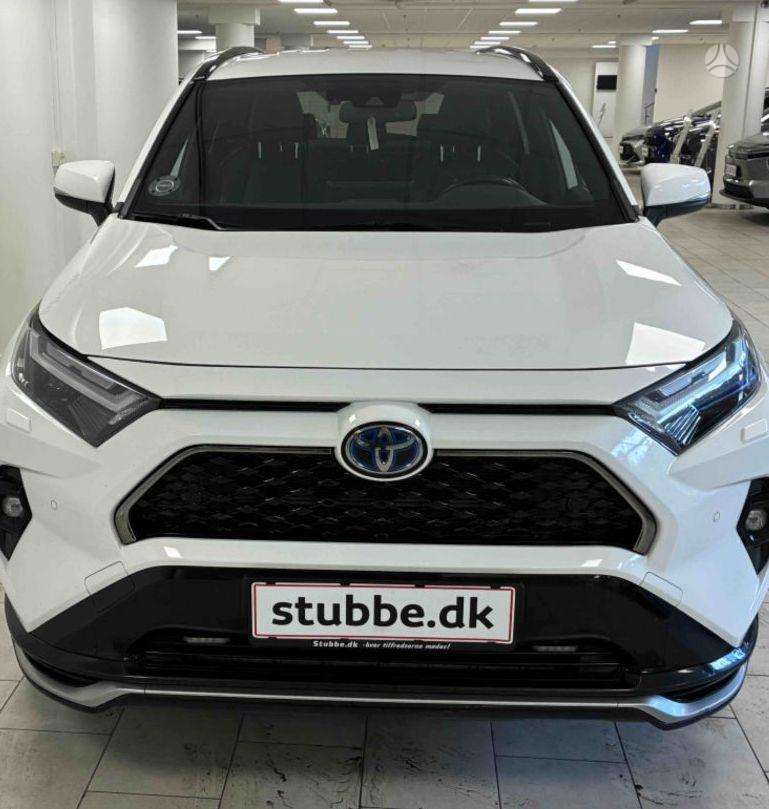 Toyota RAV4 - 3