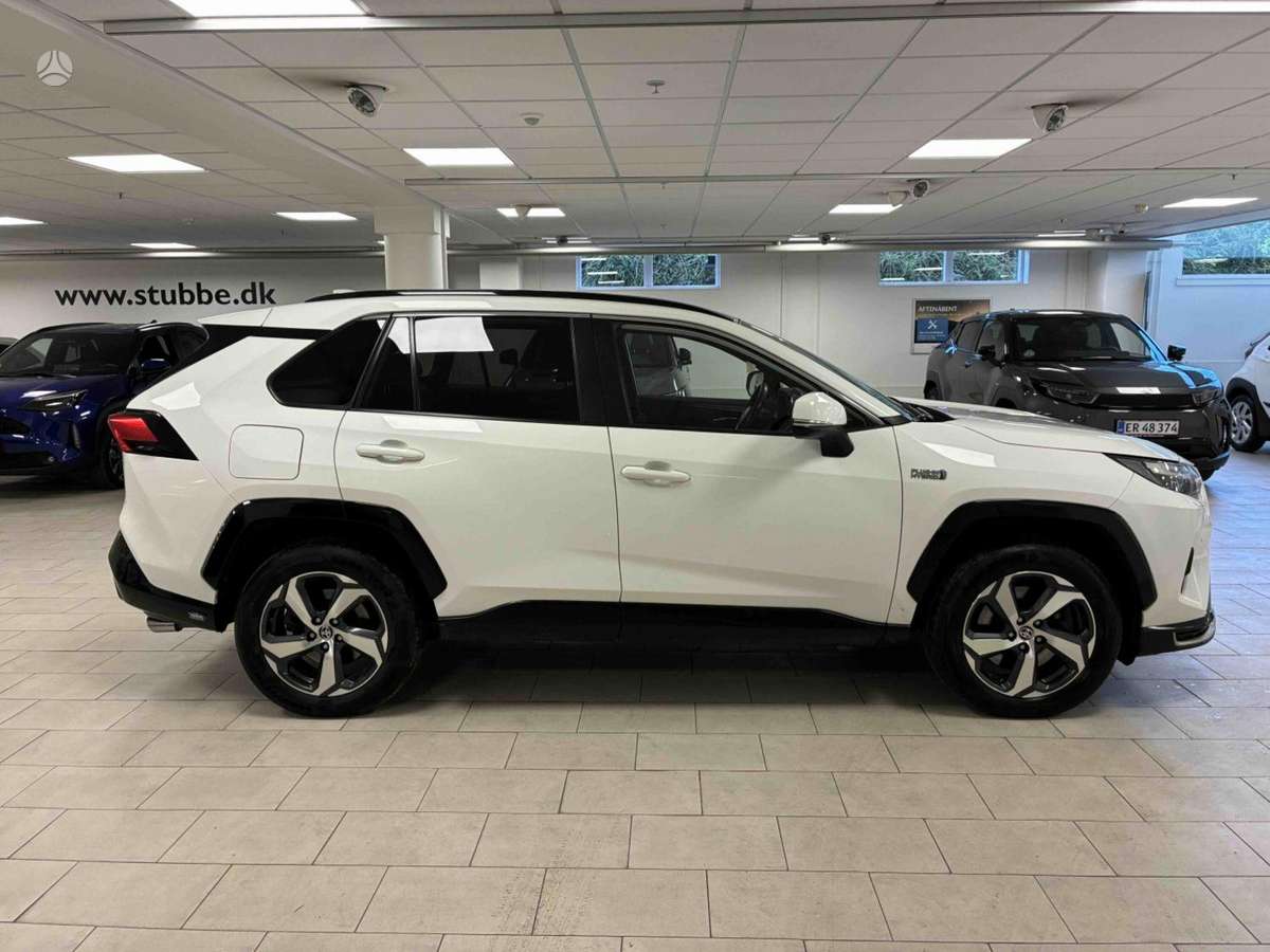 Toyota RAV4 - 4