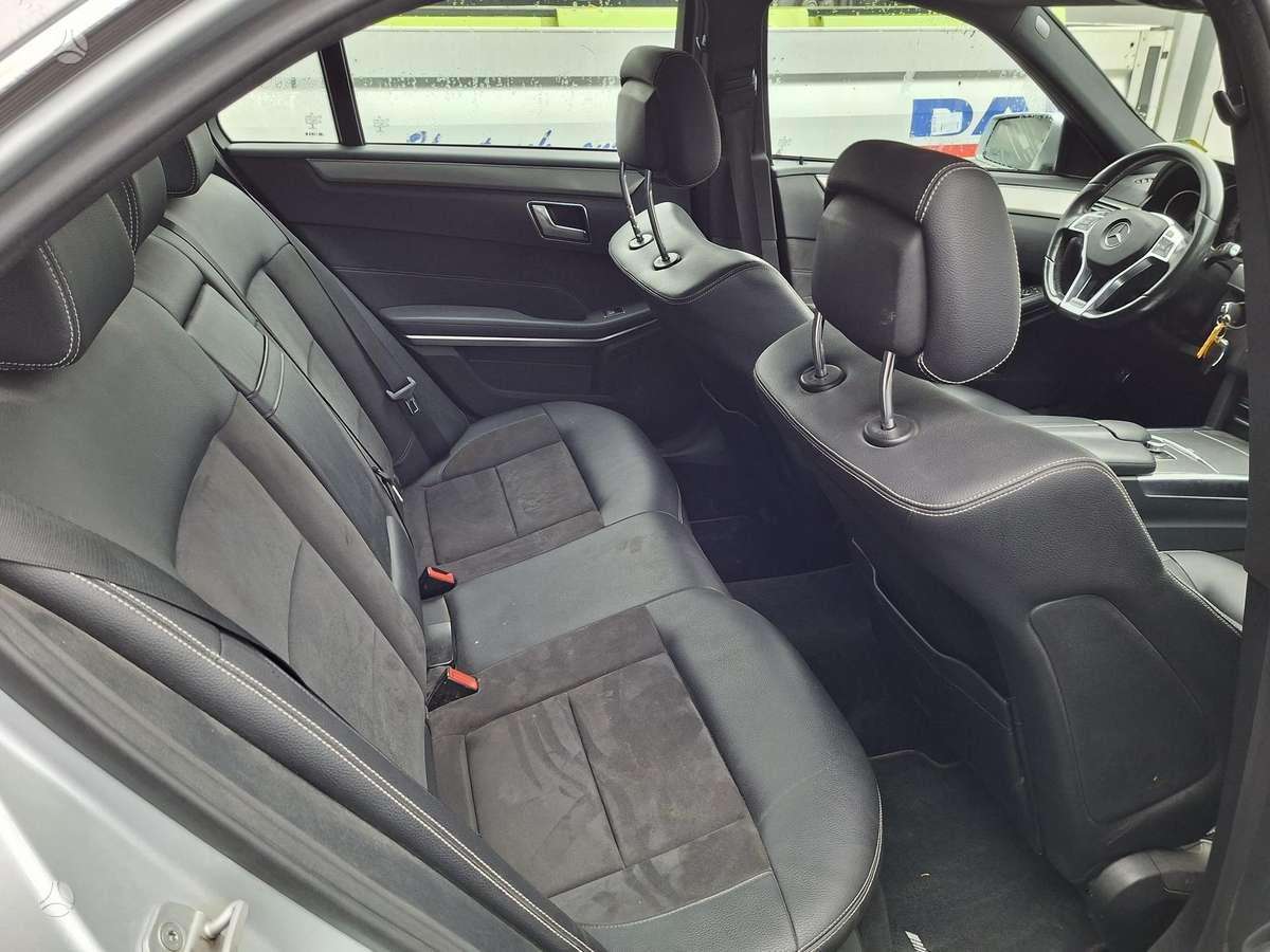 Mercedes-Benz E300 - 7