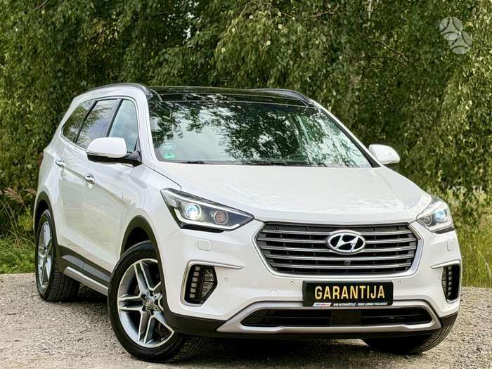 Hyundai Grand Santa Fe - 4