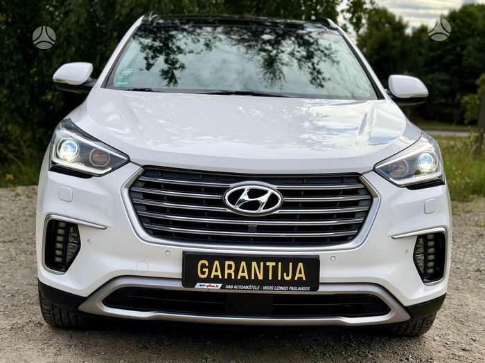 Hyundai Grand Santa Fe - 5