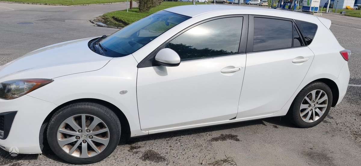 Mazda 3 - 4