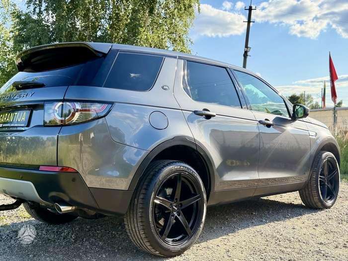 Land Rover Discovery Sport - 8