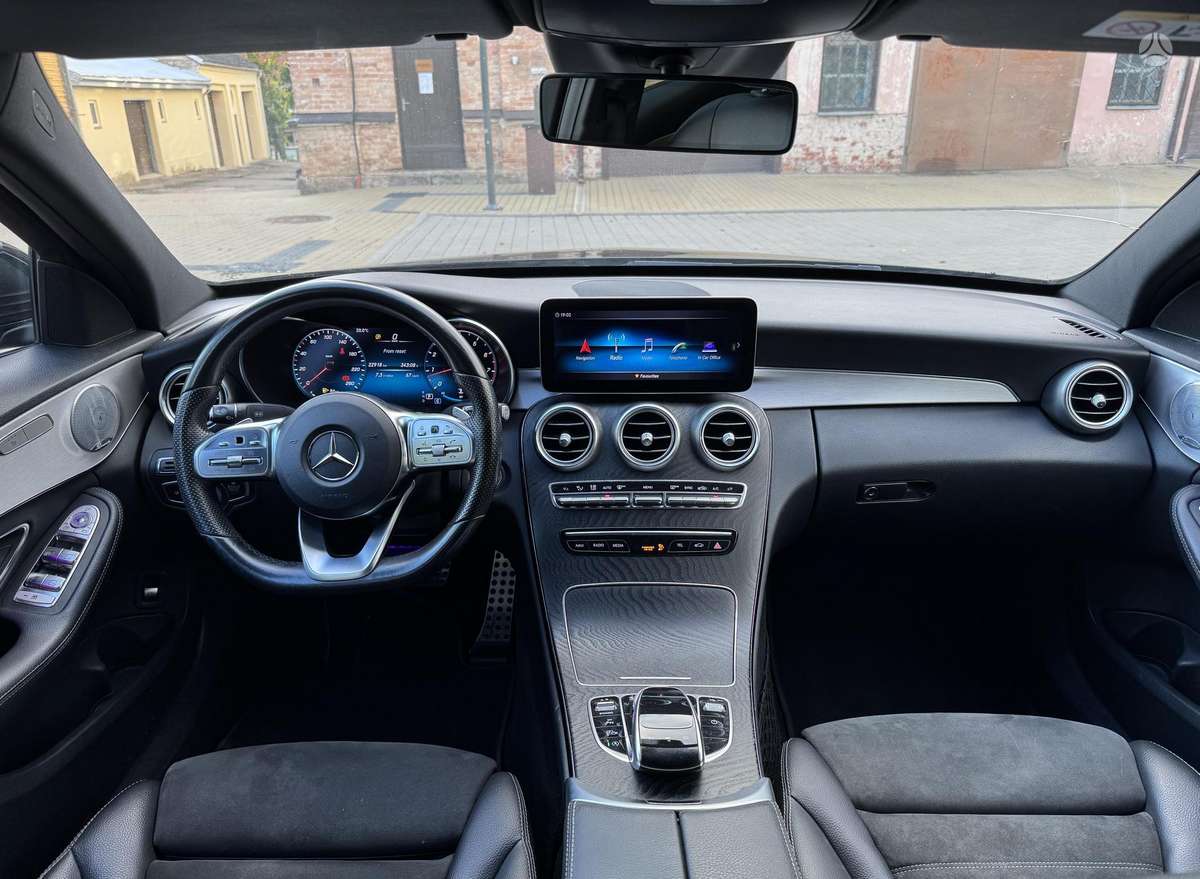 Mercedes-Benz C180 - 8