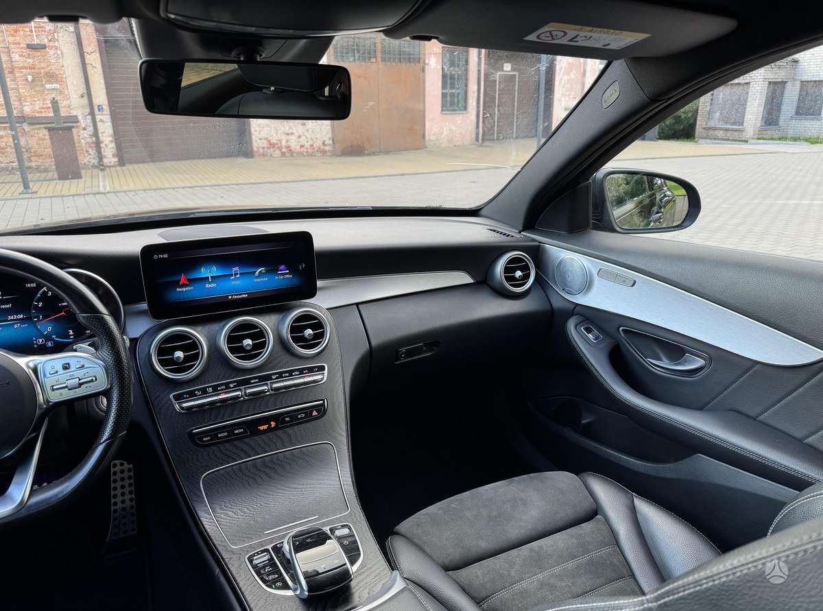 Mercedes-Benz C180 - 5