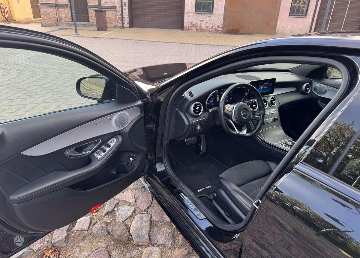 Mercedes-Benz C180 - 9
