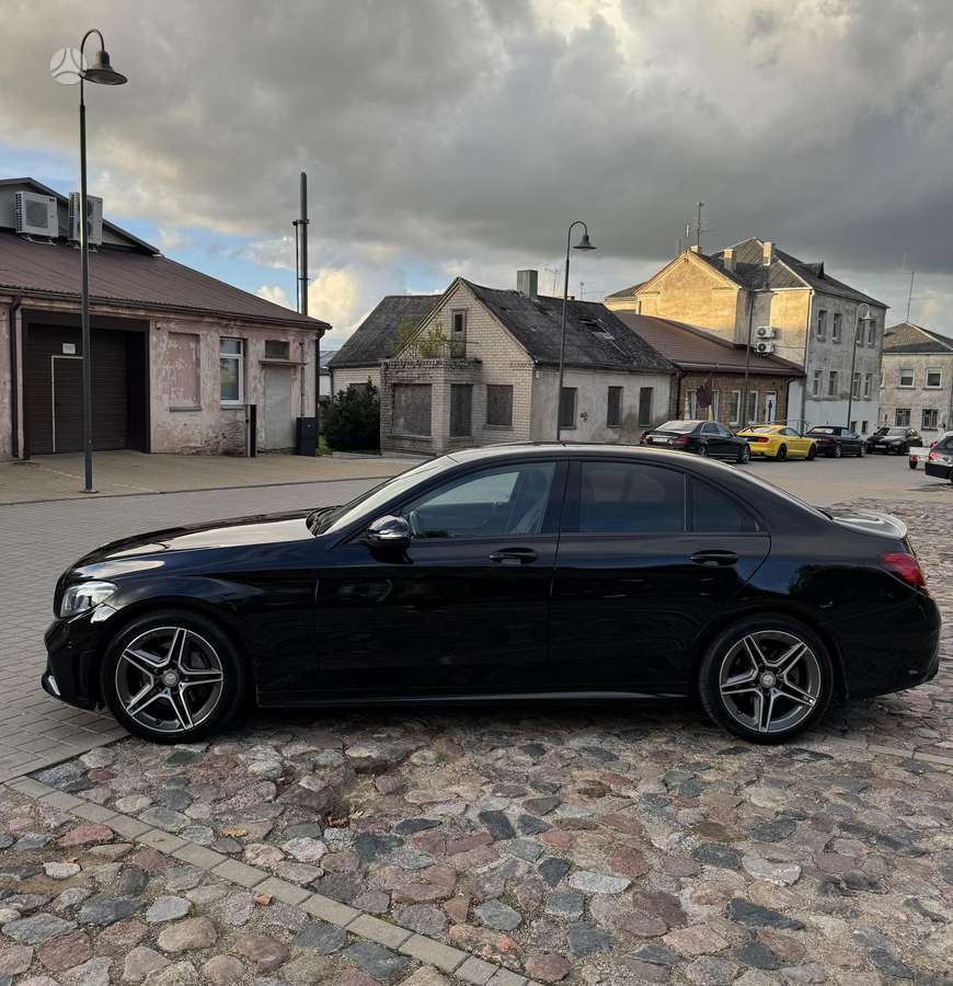 Mercedes-Benz C180 - 4