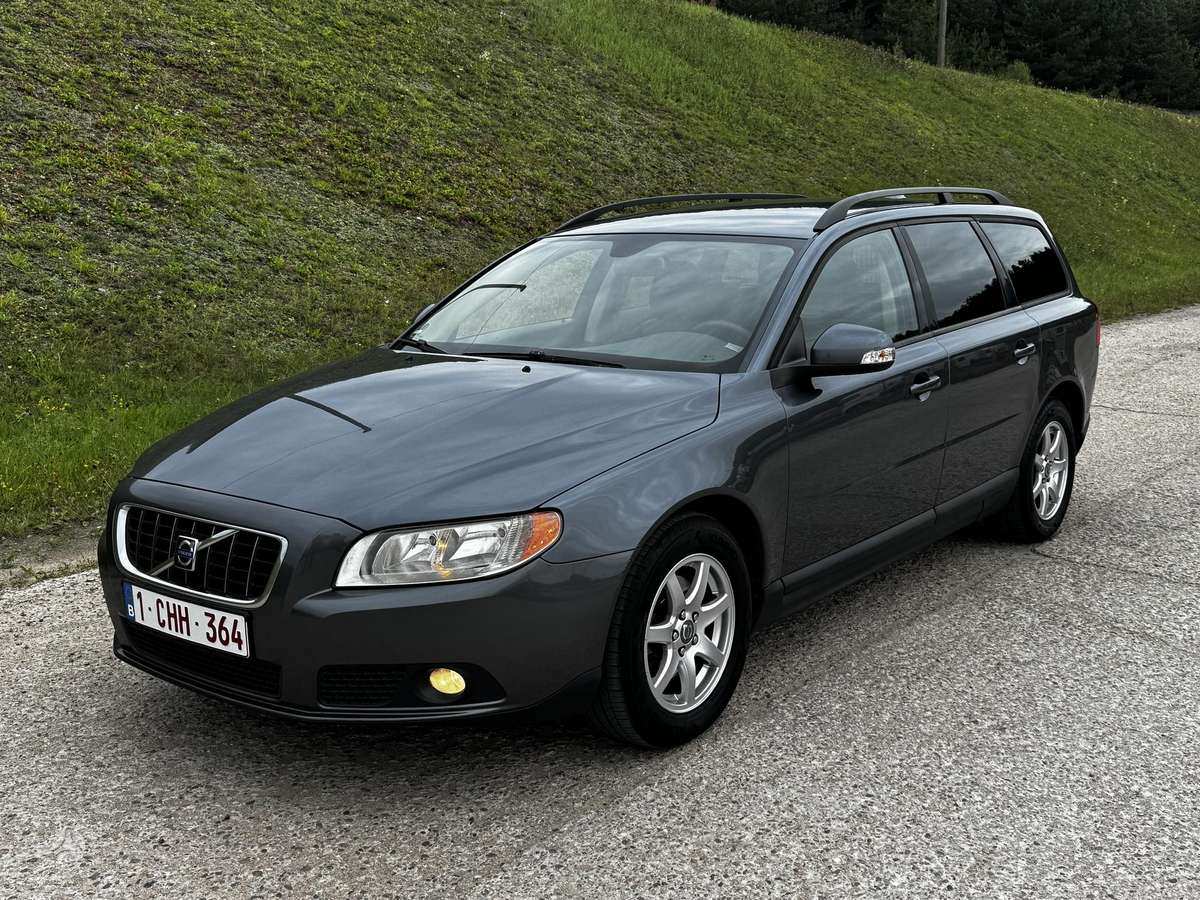 Volvo V70 - 1