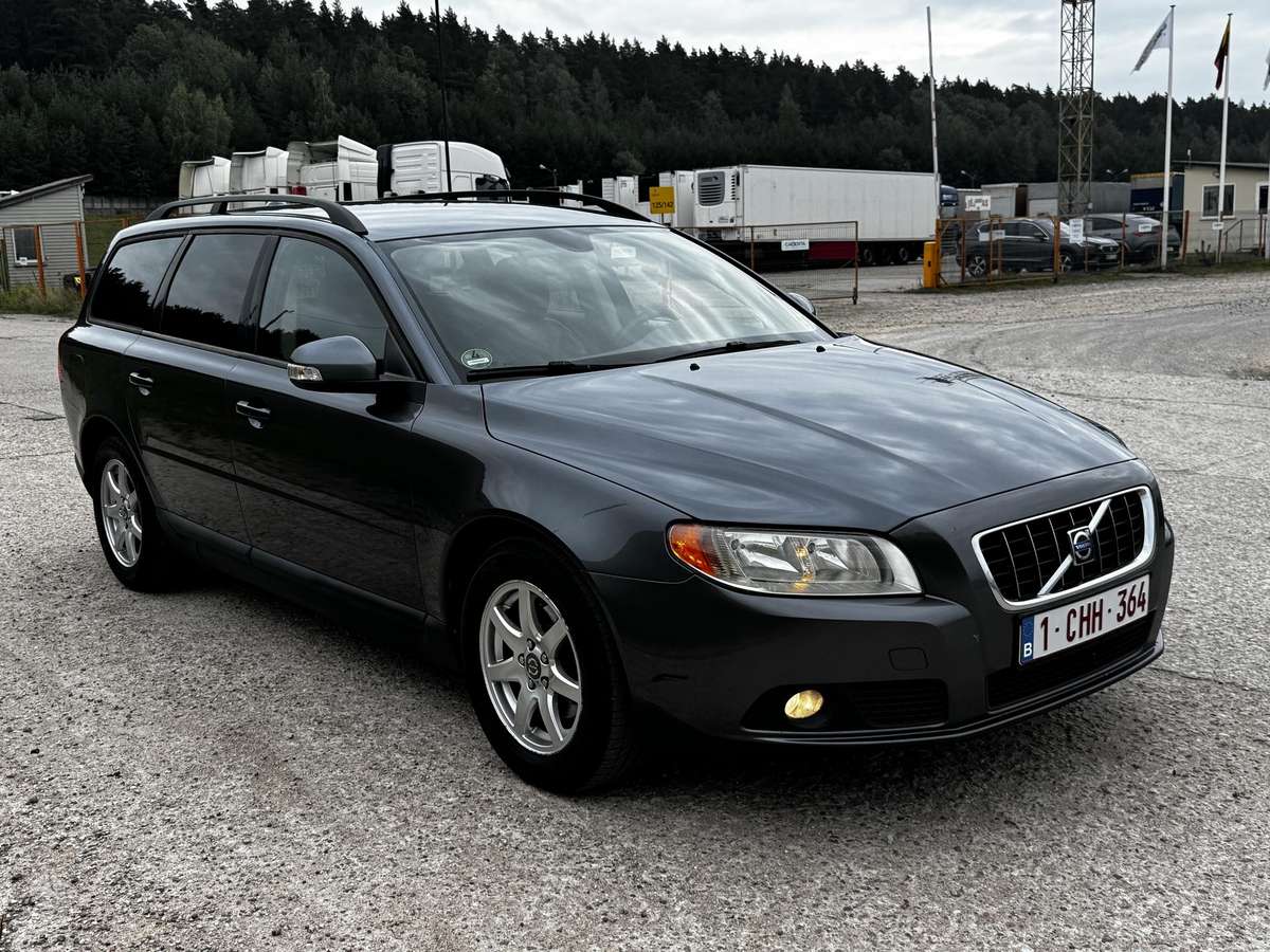 Volvo V70 - 3