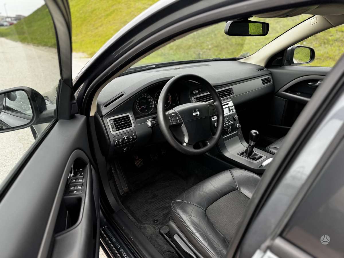 Volvo V70 - 9