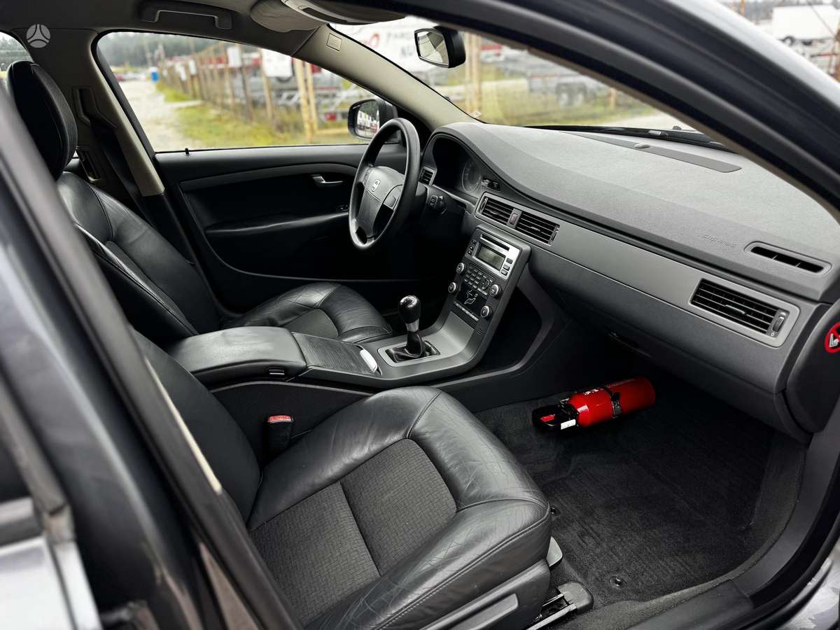 Volvo V70 - 10