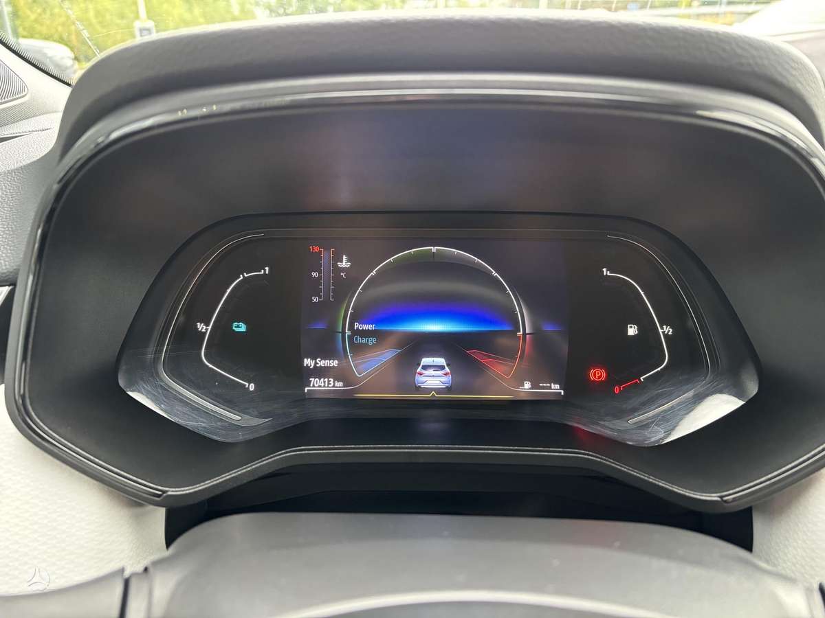 Renault Clio - 8