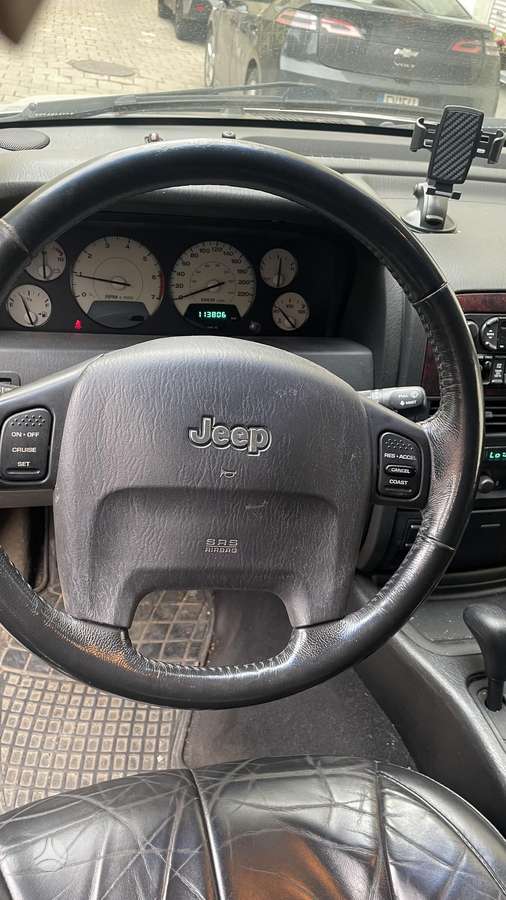 Jeep Grand Cherokee - 5