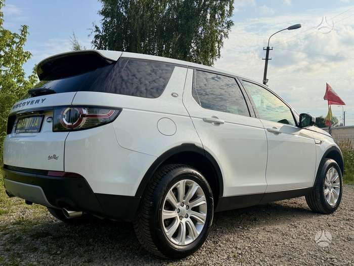 Land Rover Discovery Sport - 8