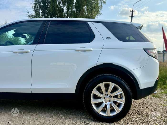 Land Rover Discovery Sport - 12