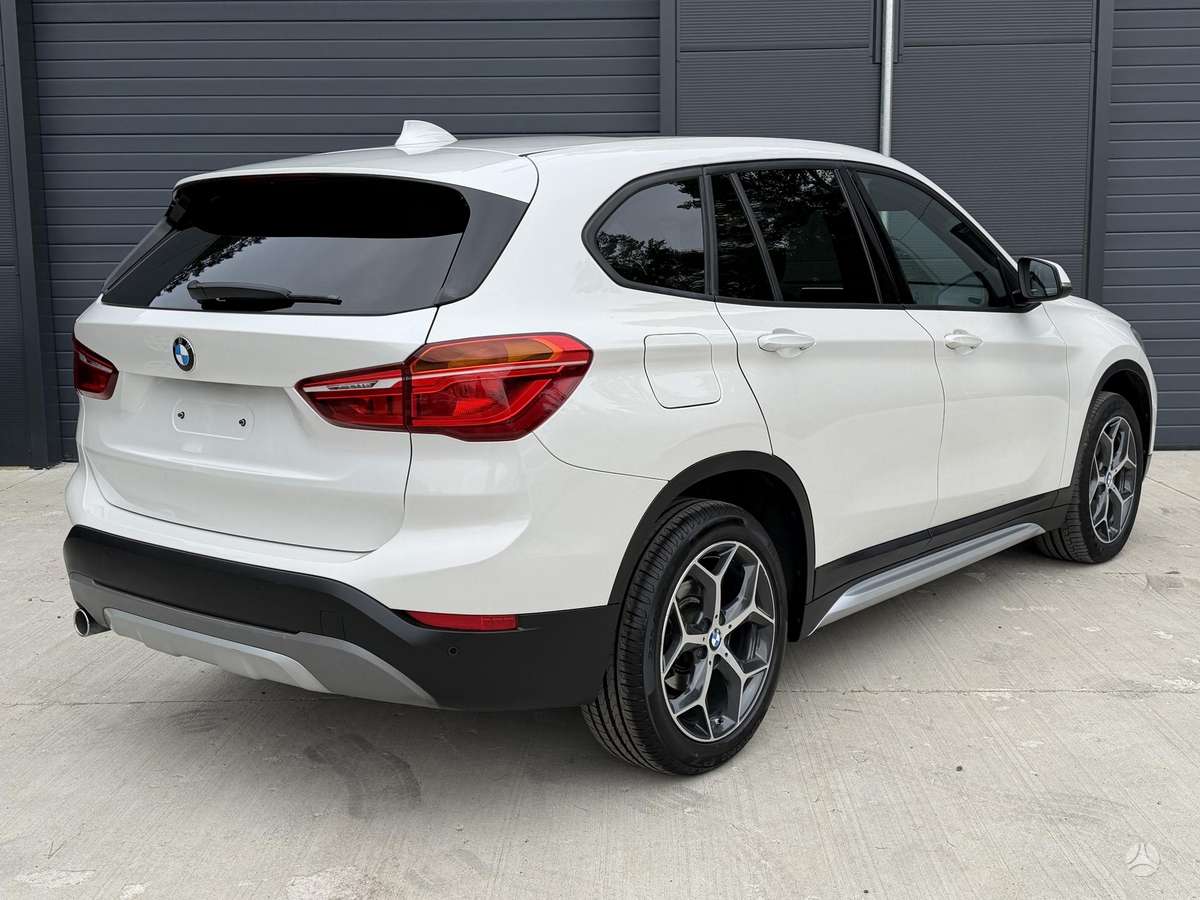 BMW X1 - 11