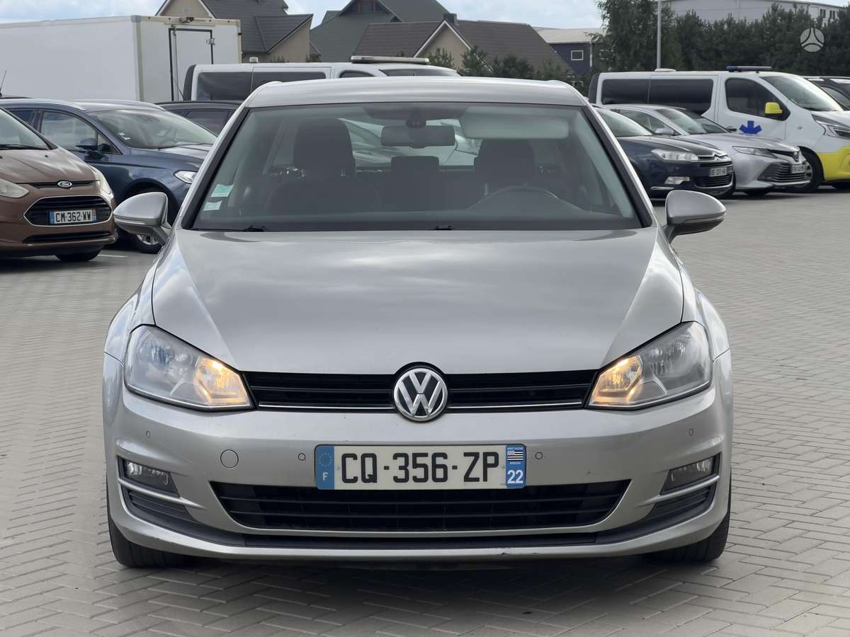Volkswagen Golf - 3